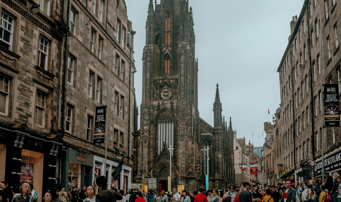 Scotland's Unmatched Friendliness Leaves Tourists with Unforgettable Memories